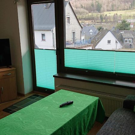 Ferienwohnung Angelburg - Marburg Biedenkopf Mit Balkon Und Badewanne Gonnern ภายนอก รูปภาพ