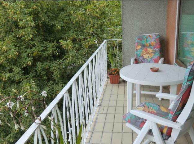 Ferienwohnung Angelburg - Marburg Biedenkopf Mit Balkon Und Badewanne Gonnern ภายนอก รูปภาพ